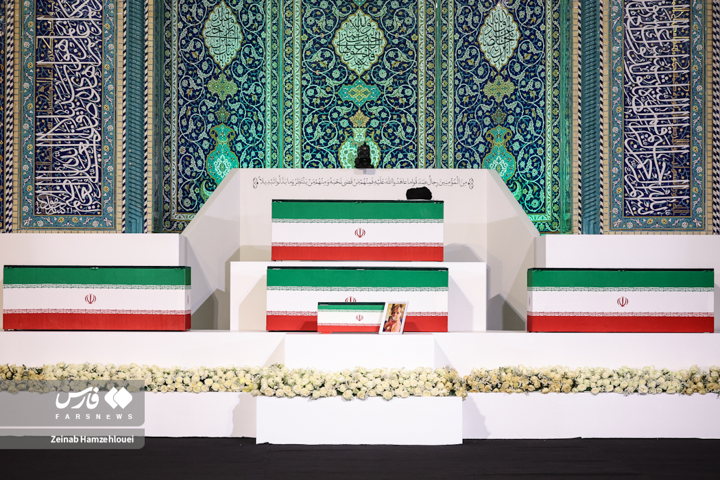 تصاویر: مراسم ادای احترام سران کشورها و مسئولان خارجی به پیکر رهبر شهید انقلاب