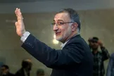 زاکانی، شهردارتهران درباره حجاب: شرایط به سمتی رفته که از سوی بخش زیادی از جامعه غیرقابل بخشش است؛ این اتفاق جمع خواهد شد / برای ۷۵ ایستگاه مترو برنامه فرهنگی ایجابی داریم؛ جداسازی واگن‌ها در همین راستا اتفاق افتاد