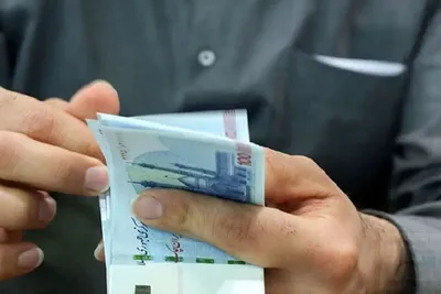 سازمان بورس: مبلغ دریافتی سهام عدالت برای هر فرد، بستگی به این دارد که چه تعداد سهم از هر شرکت در پرتفوی او وجود داشته باشد/ تقریباً برای دارندگان سهام عدالت ۵۰۰ هزار تومانی، رقمی در حدود ۶۰۰ تومان واریز خواهد شد/ واریز سود حداقل در دو مرحله انجام می‌شود/ زمان پرداخت مرحله دوم، احتمالاً نزدیک به شب عید است