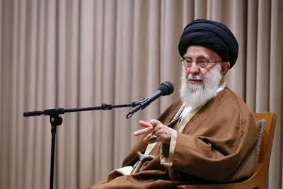 رهبر معظم انقلاب: ملت ایران زیر بار «تحمیل» به اسم «معامله» نمی‌رود