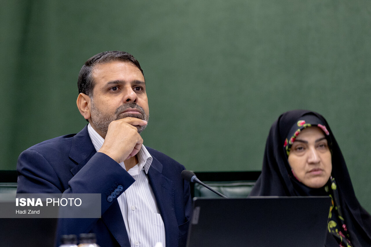 تصاویر: نشست علنی مجازی مجلس - ۱۵ شهریور