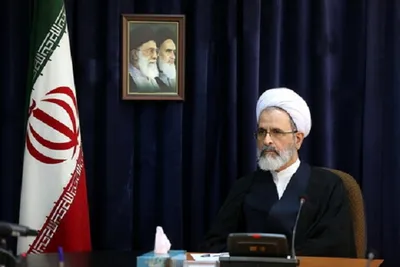 اعرافی: حوزه علمیه در برخی قلمروهای سیاسی عقب نشسته؛ اگر نظام مطالبه کند، لازم است حوزه پاسخ گو باشد