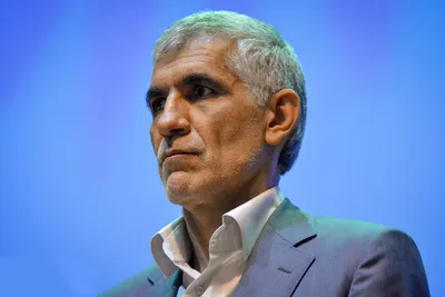 محسن هاشمی: اگر حضور افشانی در شهرداری تهران همراه با شک و شبهه باشد، از مراجع رسمی استعلام خواهیم گرفت