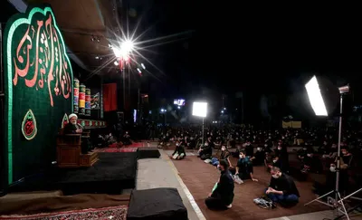 برگزاری مراسم عزاداری در هیأتی در تهران با حضور ۱۳ هزار نفر با مداحی میثم مطیعی / مسئولان هیأت: با رعایت پروتکل‌ها، فتنه دشمن را خنثی کردیم