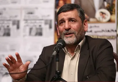 روحانی طوری رفتار می‌کند که انگار آب خوردن ما هم بسته به مذاکره است؛ تحریف در رساندن آدم‌ها به این نقطه بسیار مهم است / FATF برای این بود که ما نتوانیم پول منتقل کنیم / آمریکا ضعیف شده، اما ما هر روز قوی تر می شویم؛ آمریکا که در باتلاق است، چگونه می تواند به ما کمک کند؟