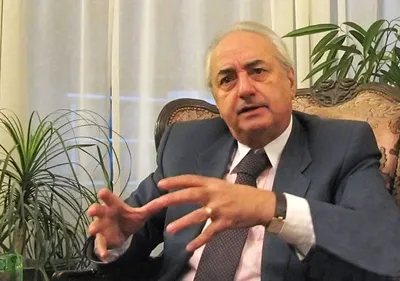 «ترامپ» بساز بفروش و کاسب کار است، پس اهل حساب سیاسی است/ دلواپسان خواهند گفت، دیدید بالاخره این آقایی که قول داده برجام را پاره میکند، رئیس جمهور شد؟!