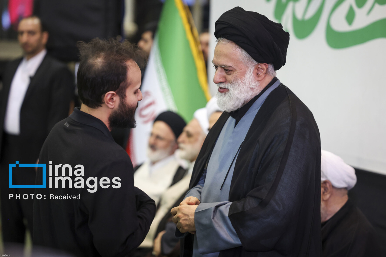 تصاویر: مراسم بزرگداشت چهلمین روز تدفین رهبر شهید انقلاب