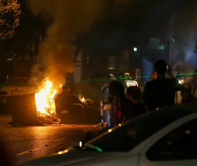 تسنیم: در حوادث امروز کرج، علاوه بر شهادت یک بسیجی، ۵ مامور هم زخمی شدند؛ حال دو نفر وخیم است