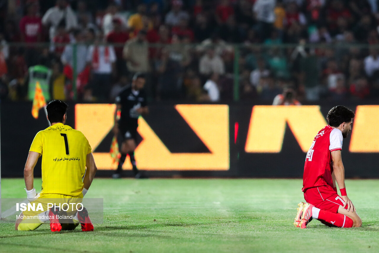 تصاویر: دیدار تیم‌های پرسپولیس و استقلال خوزستان