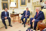 در روز هفتاد و چهارم آتش‌بس چه گذشت؟ / ونس: به مذاکرات فرصتی خواهیم داد/الحدث: نخست‌وزیر پاکستان و عاصم منیر در مذاکرات شرکت خواهند کرد/نتانیاهو دستور توقف آتش در لبنان را داد/منابع خبری: ونس امروز به سوئیس می‌رود/قالیباف و عراقچی راهی سوئیس شدند/اسلام‌آباد: مذاکرات فنی فردا در سوئیس برگزار می‌شود/سخنگوی هیئت مذاکره کننده: سفر هیئت ایرانی به سوئیس برای مطالبۀ اجرای تعهدات طرف مقابل