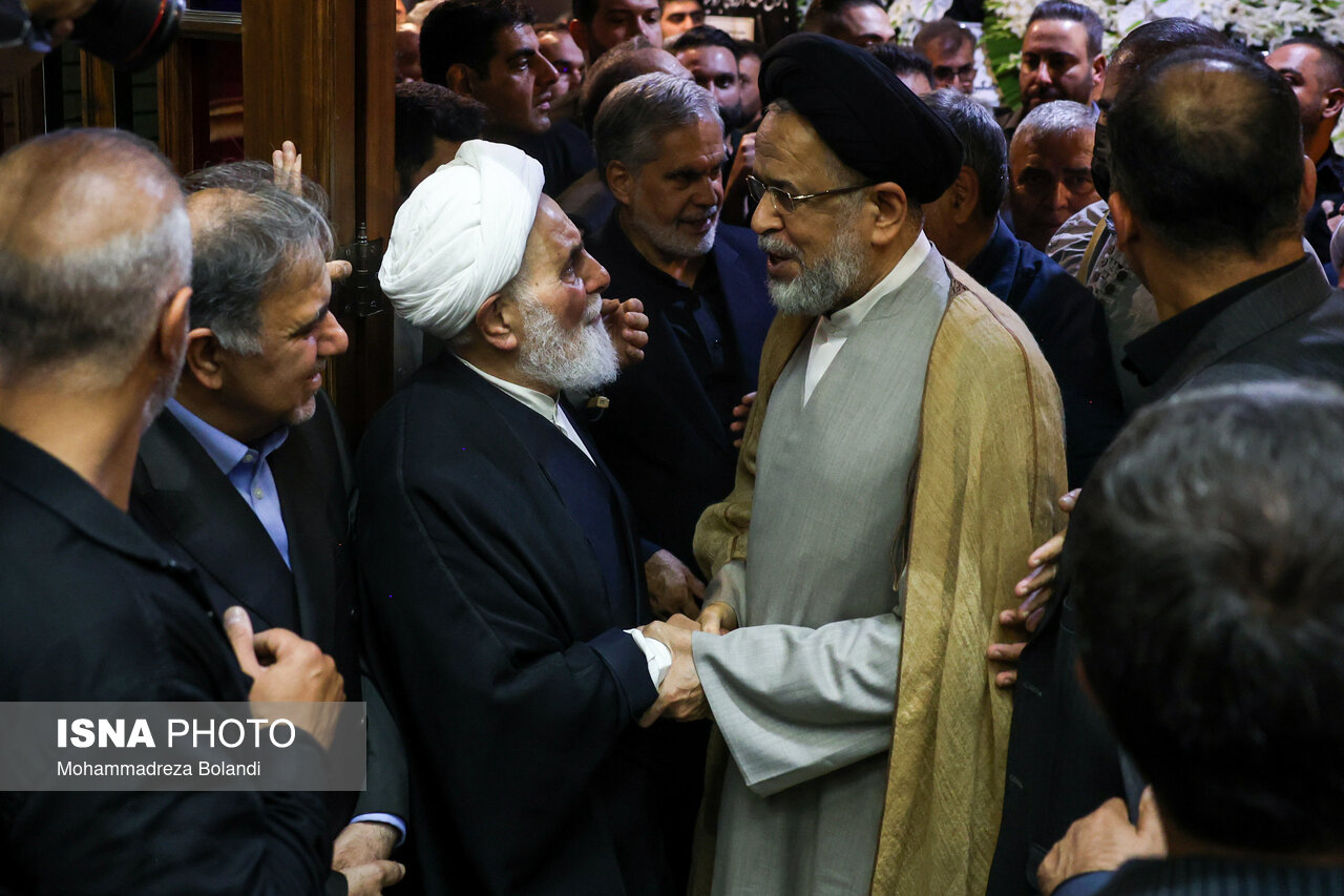 تصاویر: مراسم ختم «احمد ناطق نوری»