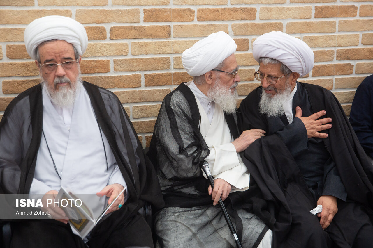 تصاویر: مراسم وداع با پیکر آیت‌الله «شبیری زنجانی»