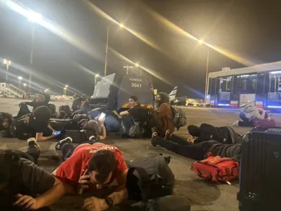 سخنگوی نظامی انصارالله: در یک عملیات نطامی، فرودگاه بن‌گوریون را با موشک بالستیک هدف قرار دادیم؛ این موضوع منجر به توقف ناوبری شد