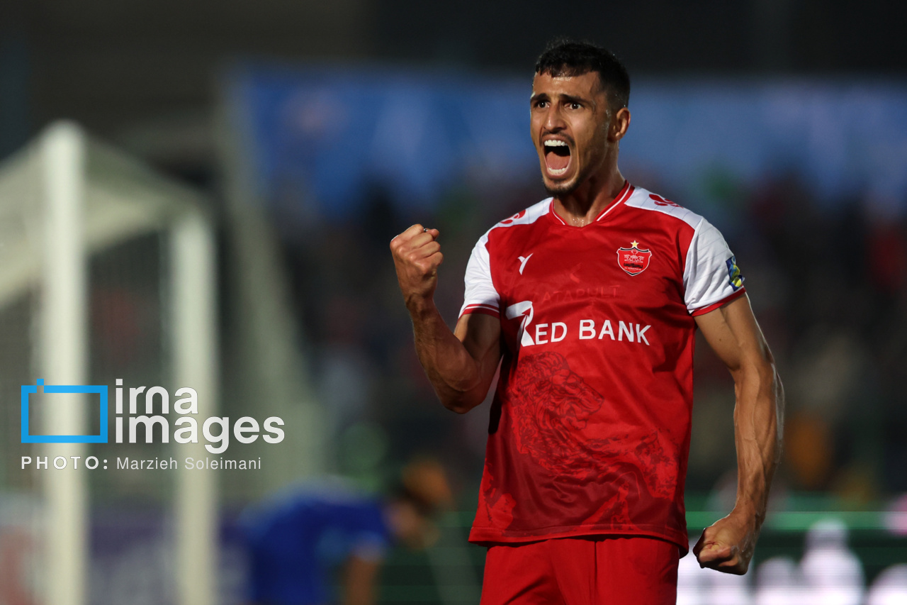 تصاویر: دیدار تیم‌های پرسپولیس و استقلال خوزستان