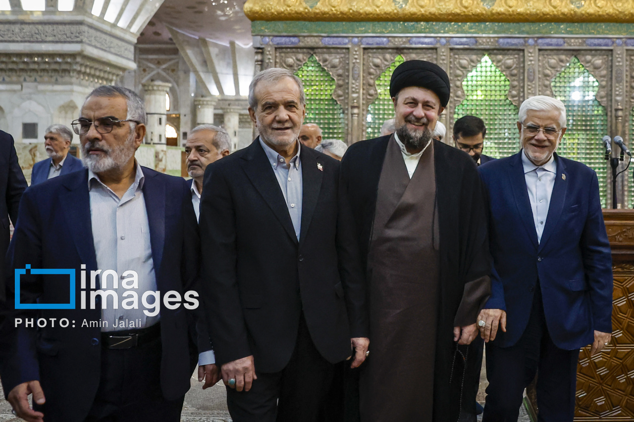 تصاویر: مراسم تجدید میثاق اعضای دولت با آرمان‌های امام راحل