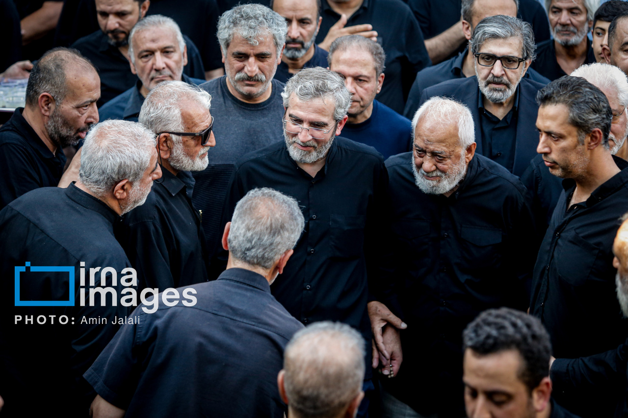 تصاویر: تشییع پیکر شهید «مصباح‌الهدی باقری‌کنی»، داماد رهبر شهید انقلاب