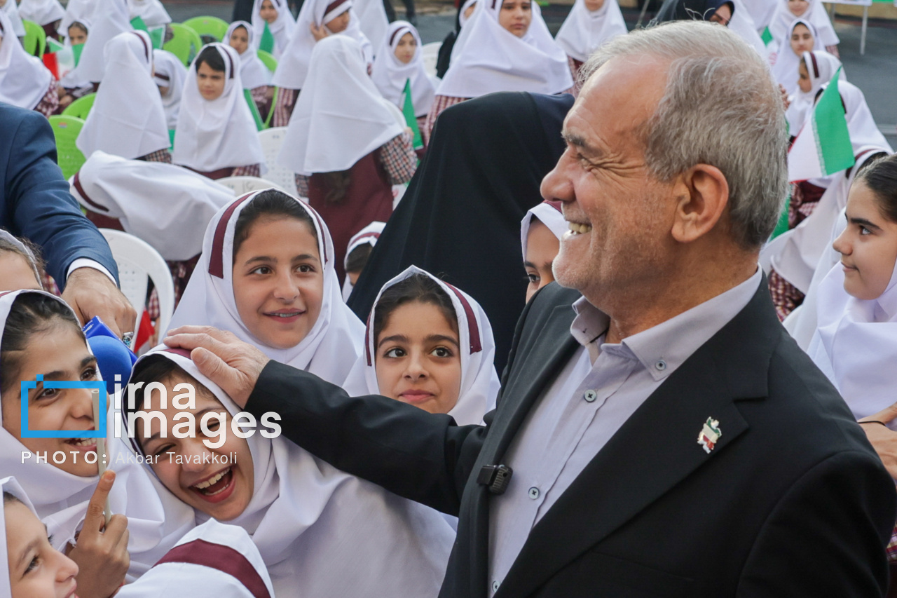 تصاویر: برگزاری جشن شکوفه‌ها در سراسر کشور
