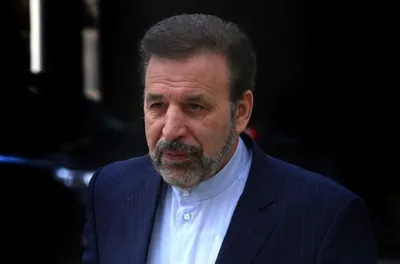 اظهارات تعجب برانگیز واعظی: اگر جای ظریف بودم، در جریان سفر بشار اسد، ابتدا اجازه می‌دادم صبح شود؛ خدمت رئیس‌جمهور می‌آمدم، صحبت می‌کردم و به توافق می‌رسیدم