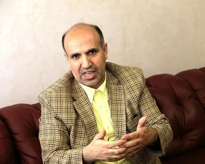 برزیل و چین بزرگترین مراودات اقتصادی‌شان با آمریکاست؛ نمی‌فهمم این‌ها چه می‌گویند وقتی صحبت از همراهی ایران و چین در کنار زدن دلار می‌کنند / مصاحبه‌ای از همین آقایی که رئیس مرکز آمار شده دیدم که اصلا نمی‌داند خط فقر چیست؛ ایشان از دانشگاه امام صادق آمده و صفر کیلومتر رئیس مرکز آمار شده
