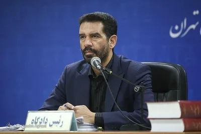قاضی مسعودی: پرونده پتروشیمی ساده نیست، برخی قصد داشتند خیلی چیز‌ها را پاک کنند /  ۲۶ نامه وجود دارد که ارز‌ها را باید بدهید / متهمین برای اینکه ارز را به خزانه واریز نکنند معادل ریالی پرداخته کرده‌اند