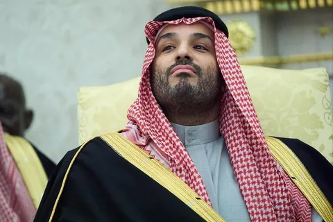 انتظار می‌رود که عربستان، یک ائتلاف نظامی جدید را علیه انصارالله در دریای سرخ اعلام کند، زیرا نگران تکرار ماجرای محاصره مؤثر تنگه هرمز توسط ایران است/ حدود ۵۰ کشور برای پیوستن به این ائتلاف دعوت شده‌اند، اما امارات نه/ موافقت مصر، سودان، جیبوتی و سومالی با این طرح/ آمریکا که حمایت آن حیاتی است، هنوز تصمیمی نگرفته/ عمان هم با وجود نقش میانجی‌گرانه خود در مذاکرات ایران، بعید است موافقت کند