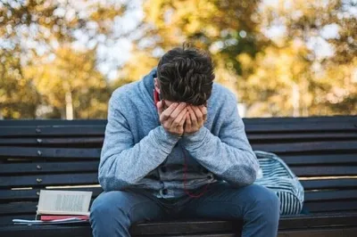 مرهم دردها و آلام روحی و روانی چیست؟ آیا زمان مشکلات را حل می‌کند؟