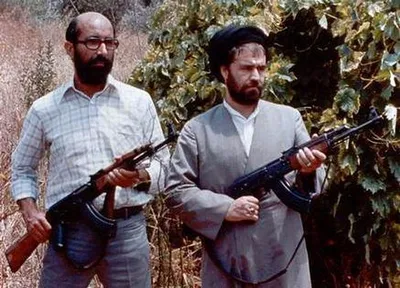 خاطرات صادق طباطبایی، شماره ۶۴: سید احمد در مقابل حیرت من و چمران ناگهان بالانس زد!