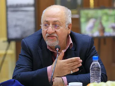 نامه رئیس دولت اصلاحات به رهبر انقلاب در ۳۷ صفحه نگارش شده / نامه تقریباً‌ برای دو ماه گذشته است / این نامه در خصوص دغدغه‌ها و آینده کشور است؛ برای دهه پیش رو نیز راه حل‌هایی ارائه شده