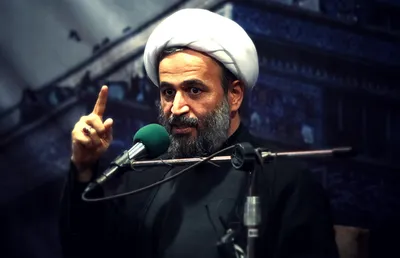 پناهیان: روحانی به تبلیغات‌چی‌ها در خصوص زنان سوژه داد /خدا لعنت کند کسانی را به دو قطبی سازی دامن می زنند؛ همه را متهم و منتسب به یک جناح می دانند؛ این لعنتی‌ها اجازه نمی دهند جامعه به پیش برود / وقتی می‌بینند کسی از جناح دیگر درمورد شفافیت حرف زده به او حمله می‌کنند/ رئیس‌جمهور اطرافیان خود را نهی از منکر کند / برخی نمایندگان به‌دنبال «تونسی‌زاسیون» کردن ایران هستند