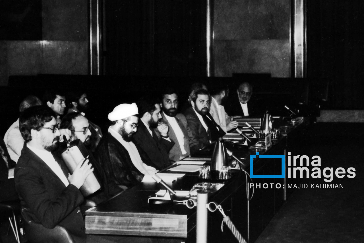 تصاویر: مذاکرات ایران و عراق پس از پذیرش قطعنامه ۵۹۸ - سال ۱۳۶۷