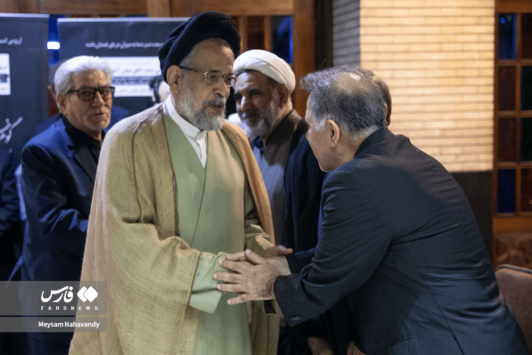تصاویر: مراسم ختم برادر عباس آخوندی