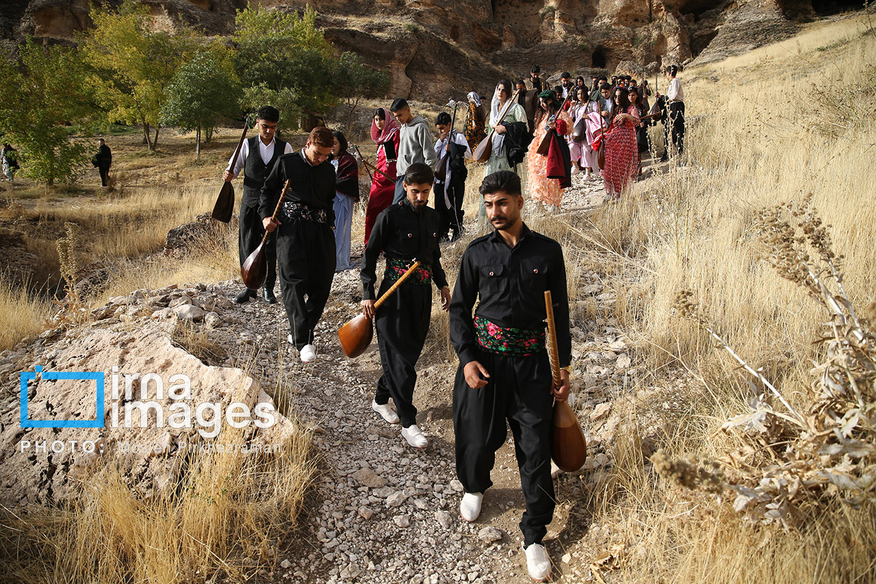 تصاویر: جشن جهانی «مهرگان» در غار کرفتو