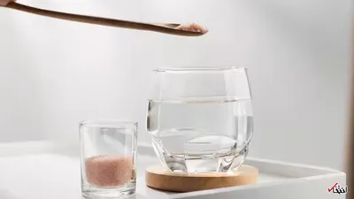 آیا آب نمک واقعاً برای کاهش وزن مؤثر است؟