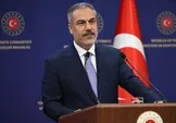 وزیر خارجه ترکیه: چند روز آینده درباره آتش بس بین آمریکا و ایران حساس و مهم است / ما به دنبال افزایش زمان آتش بس هستیم / در همان ابتدای اعلام آتش بس دو هفته‌ای گفتیم که برای رسیدن به تفاهم، بند‌های زیاد و مهمی وجود دارد که در ۲ هفته حل شدنی نیستند