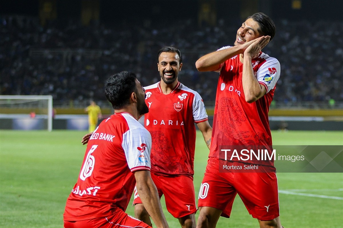 تصاویر: لیگ برتر فوتبال - پرسپولیس و استقلال (دربی ۱۰۷)