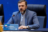 غریب‌آبادی: هیچ کشتی‌ای بدون مجوز ایران نمی‌تواند از تنگه هرمز عبور کند