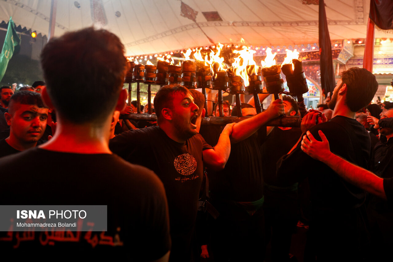 تصاویر: آئین مشعل‌گردانی در دولت‌آباد شهرری