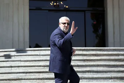 وزیر نفت: کارت سوخت از هیچ جایگاهی حذف نشده، فقط تعداد آن‌ها کمتر شده