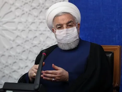 روحانی: تصمیمات جدیدی برای محدودیت‌های ۱۰ روزه در ۲۵ استان کشور گرفتیم / این محدودیت ها از روز چهارشنبه تا جمعه بعد اعمال می‌شود