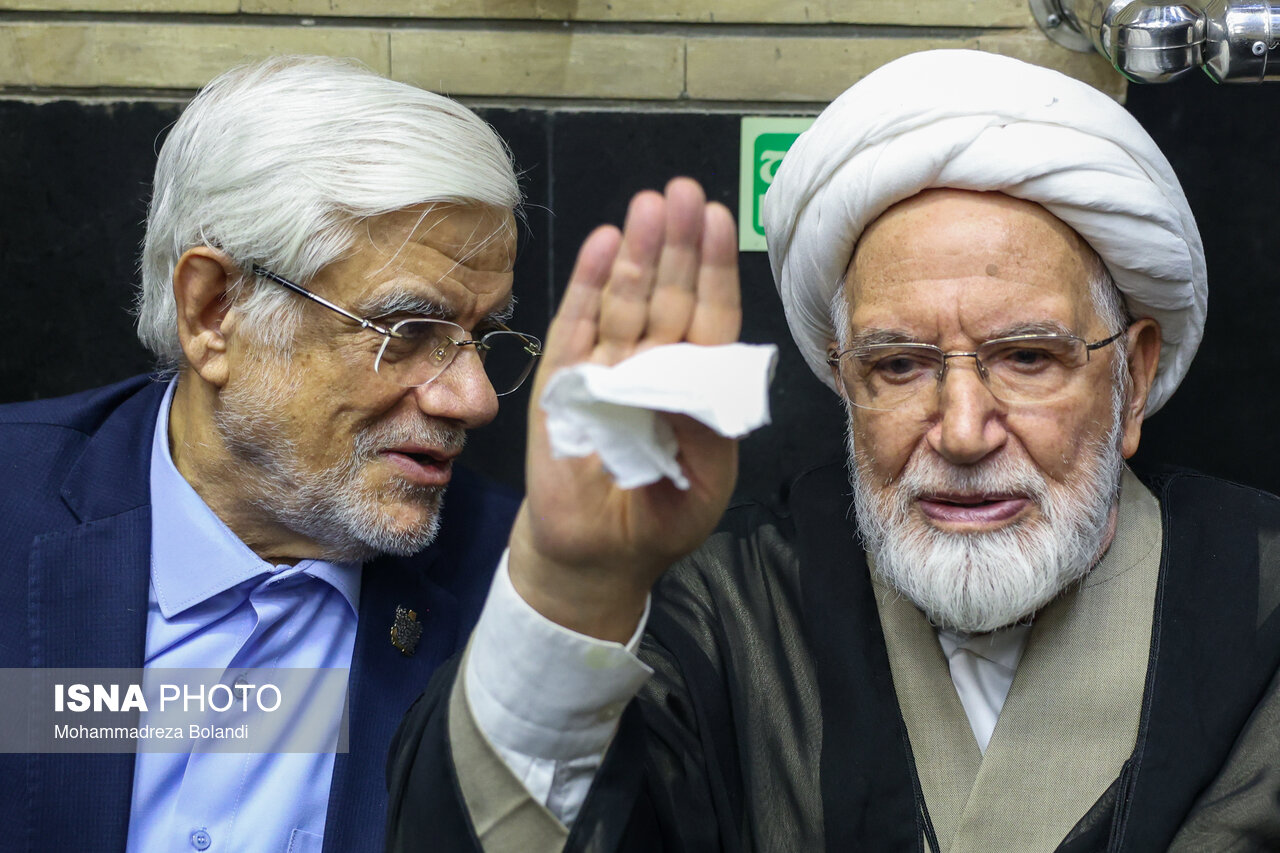 تصاویر: مراسم ختم «احمد ناطق نوری»