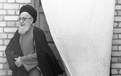 خاطرات صادق طباطبایی، شماره ۴۷: آیت‌الله شریعتمداری به قول قرار «اعلیحضرت» اطمینان داشت