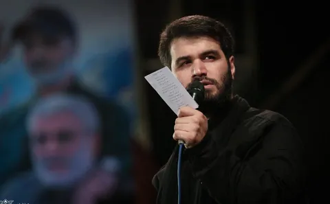 انتقاد شدید میثم مطیعی از رادیکال‌ها: زیر باد کولر نشسته‌اید و به فرماندهان نظامی اهانت می‌کنید، به هر کسی هم که مخالف شماست، برچسب ضد انقلاب می‌زنید/ بس کنید؛ باید در دهان شما زد؛ خیلی با شما مماشات شده