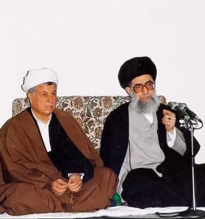 خاطرات آیت الله هاشمی رفسنجانی، ۳ آبان ۱۳۷۷: آیت الله خامنه‌ای گفت، «صابئین» از اهل کتاب‌اند