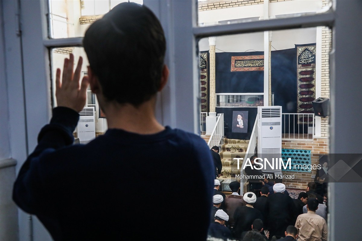 تصاویر: مراسم وداع با پیکر آیت‌الله «شبیری زنجانی»