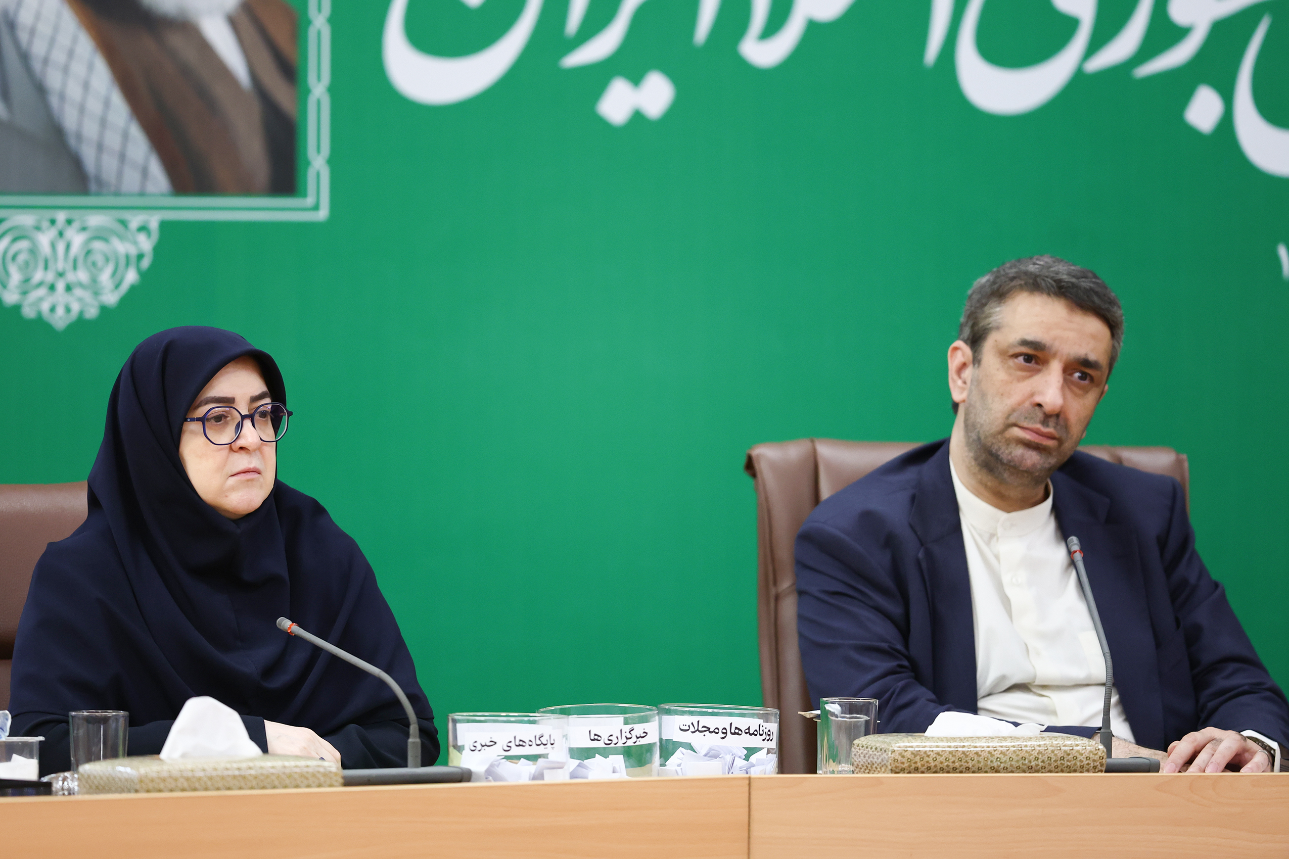 تصاویر: نشست خبری پزشکیان با جمعی از اصحاب رسانه