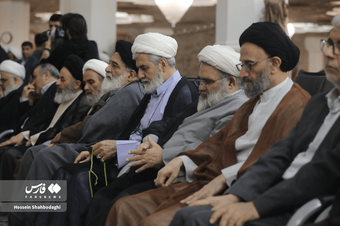 تصاویر: مراسم بزرگداشت هفتمین شب رحلت آیت الله شبیری زنجانی
