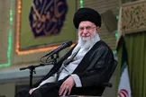 پیام رهبر معظم انقلاب به فرشته حسن زاده، دختر نقره‌ای ایران در بازی‌های اسلامی: از طلا برتر، همت و تلاش و ایمان و اعتماد به نفس شماست دخترم