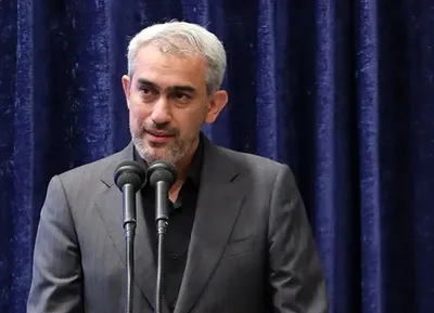 مدنی‌زاده، وزیر پیشنهادی اقتصاد: موافق «شوک درمانی» نیستم؛ الان در ادبیات اقتصاد هیچ‌کدام از این کار‌ها توصیه نمی‌شود؛ اصل داستان مبتنی بر «اصطلاحات تدریجی» است/ اتفاقی که در پی شوک درمانی در شیلی افتاد، دردناک بود، البته وضعیت به سمتی رفت که اقتصاد را بهبود دهد، اما آسیب‌هایی را هم ایجاد کرد