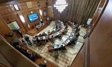 انتقاد عضو شورای شهر تهران به عدم درج تصویر مادران شهدا در بنر میدان ولیعصر