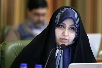 نرجس سلیمانی: میزان کلی بدهی بانکی شهرداری تهران به تفکیک نوع و وضعیت وثیقه‌های مربوطه اعلام شود/ توضیح داده شود که در دوره ششم چه میزان بدهی جدید بانکی ایجاد شده؛ دلیل اخذ هر وام و شرایط بازپرداخت هم گزارش شود